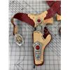 Image 2 : VINTAGE WILD BILL HICKOK TOY GUNS AND HOLSTERS