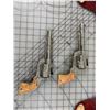 Image 4 : VINTAGE WILD BILL HICKOK TOY GUNS AND HOLSTERS