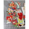 Image 2 : LOT OF VINTAGE VALENTINES DAY CARDS