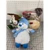 Image 1 : CHRISTMAS RELATED PLUSH TOYS