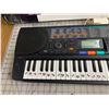 Image 2 : OPTIMUS MUSICAL KEYBOARD WITH BOX WORKS GOOD