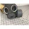 Image 2 : WWII 1945 GAS MASK AND CASE