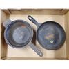 Image 1 : 2 CAST IRON COOKWARE