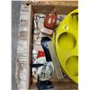Image 2 : FLAT OF ASSORTED COLLECTIBLES