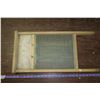 Image 1 : Vintage Washboard