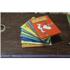 Image 1 : Set of 10 Charlie Brown Encyclopedias