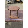 Image 1 : Small Table/Stand