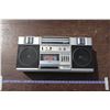 Image 1 : Sanyo Ghetto Blaster