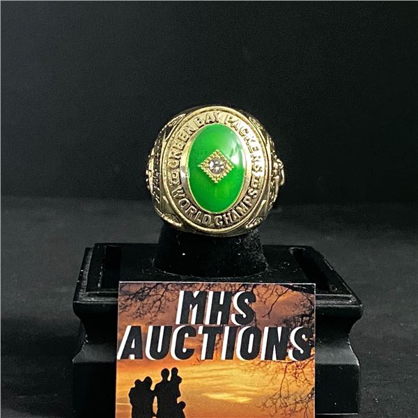 GREEN BAY PACKERS N.F.L 1961  HORNUNG  CHAMPIONSHIP REPLICA RING (ref686)