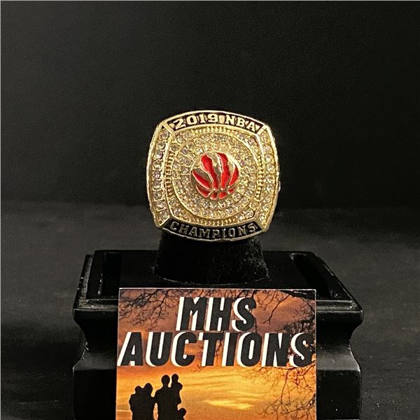 TORONTO RAPTORS N.B.A 2019 "LEONARD" CHAMPIONSHIP REPLICA RING (ref446)