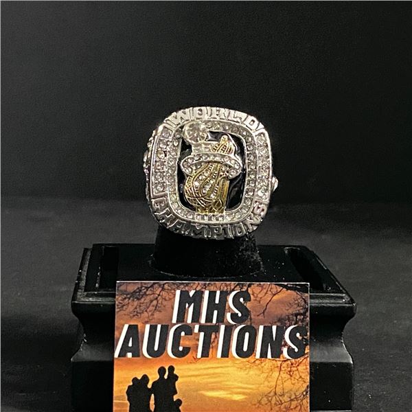 MIAMI HEAT  N.B.A 2012  JAMES  CHAMPIONSHIP REPLICA RING (ref479)