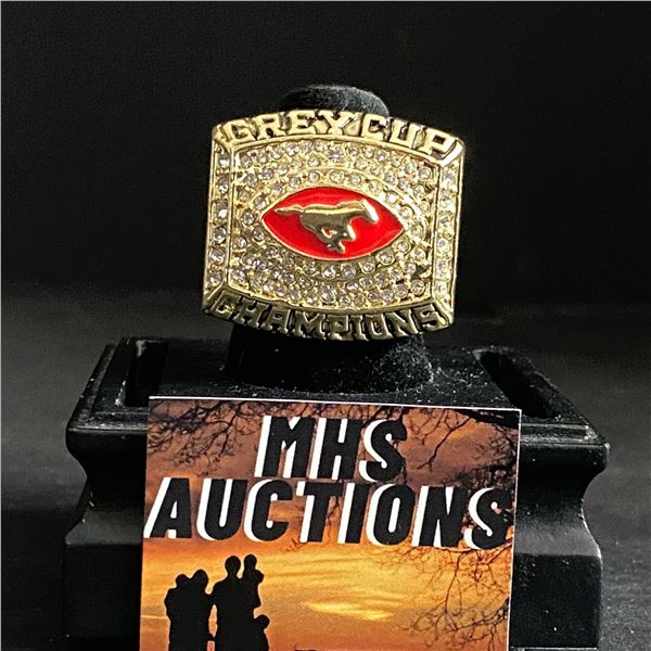 CALGARY STAMPEDERS C.F.L 2001 "A.PRIOR" CHAMPIONSHIP REPLICA RING (ref879)