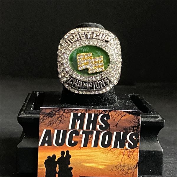 EDMONTON ESKIMOS C.F.L 2015 "REILLY" CHAMPIONSHIP REPLICA RING (ref890)