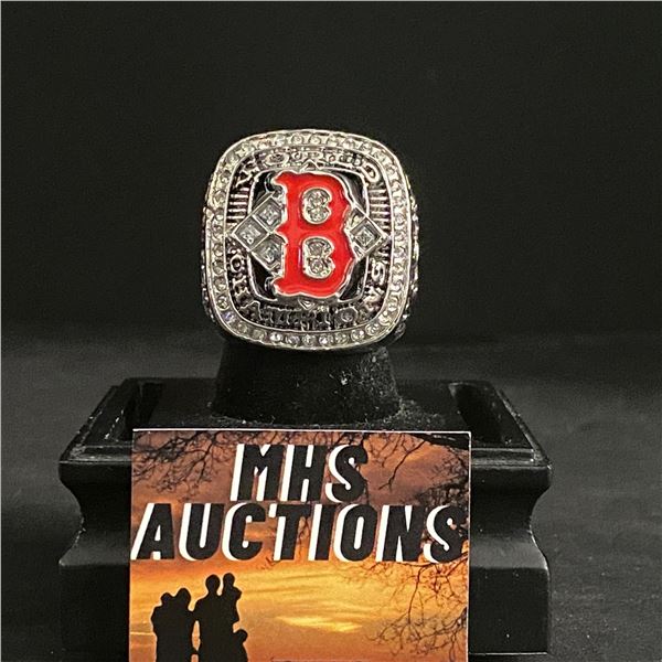 BOSTON RED SOX M.L.B 2004 "JONES" CHAMPIONSHIP REPLICA RING (ref518)