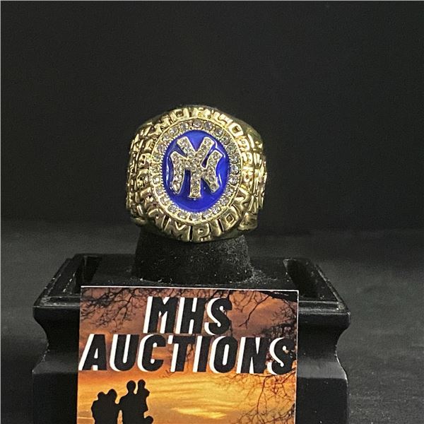 NEW YORK YANKEES M.L.B 1996 "PETTITTE" CHAMPIONSHIP REPLICA RING (ref557)