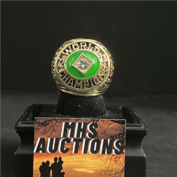 OAKLAND ATHLETICS M.L.B 1973 CHAMPIONSHIP REPLICA RING (ref584)