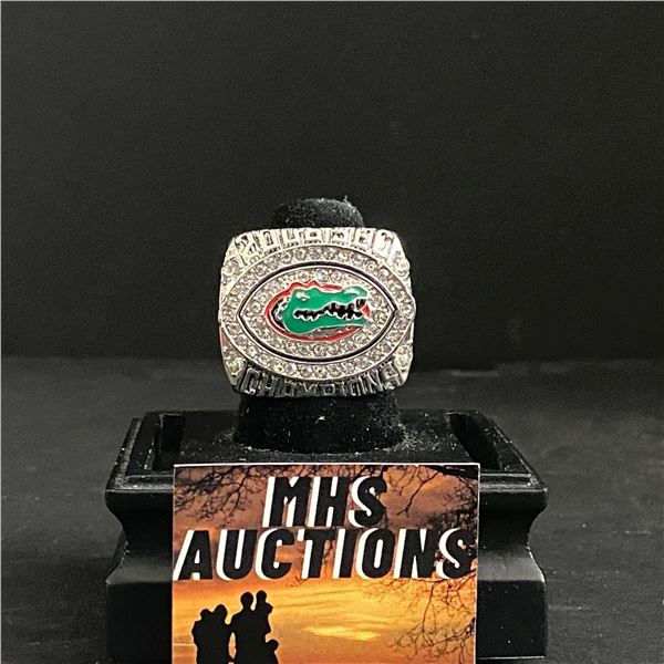 FLORIDA GATORS CHAMPIONS 2006 "HARVIN" NATIONAL CHAMPIONSHIP REPLICA RING (ref1037)