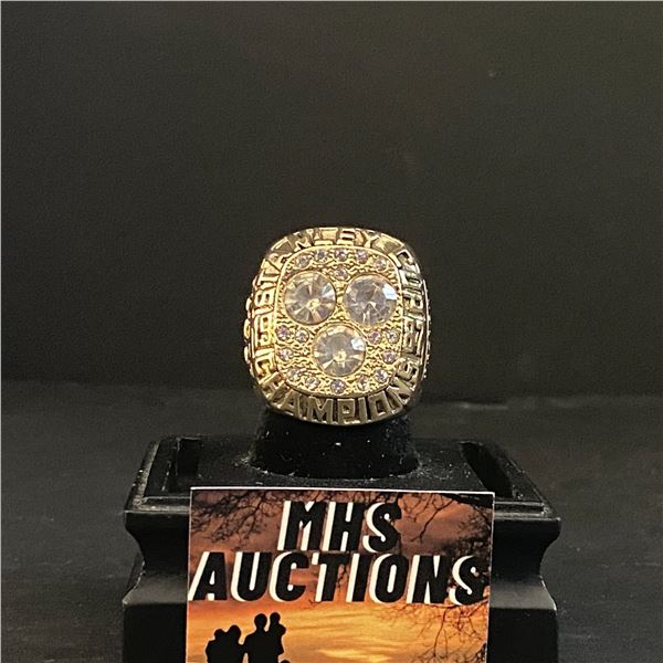 EDMONTON OILERS N.H.L 1987  GRETZKY  CHAMPIONSHIP RELICA RING (ref418)