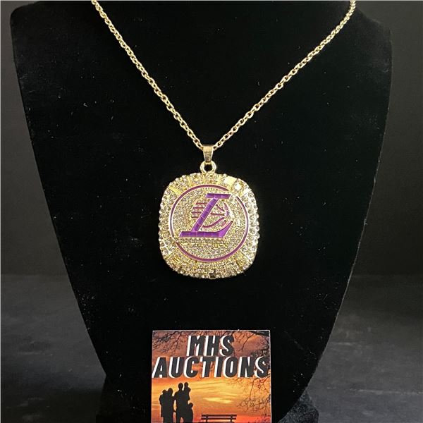 LOS ANGELES LAKERS 2020 N.B.A CHAMPIONSHIP NECKLACE (ref1108)