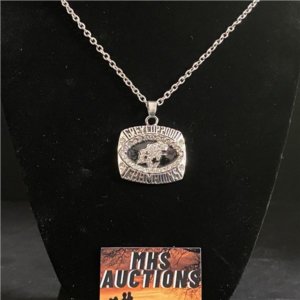 B.C LIONS 2000 C.F.L CHAMPIONSHIP NECKLACE (ref1125)