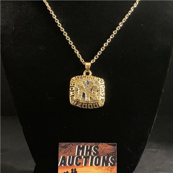 NEW YORK YANKEES 2000 M.L.B CHAMPIONSHIP NECKLACE (ref1129)