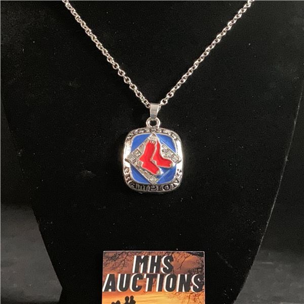 BOSTON RED SOX 2007 M.L.B CHAMPIONSHIP NECKLACE (ref1138)