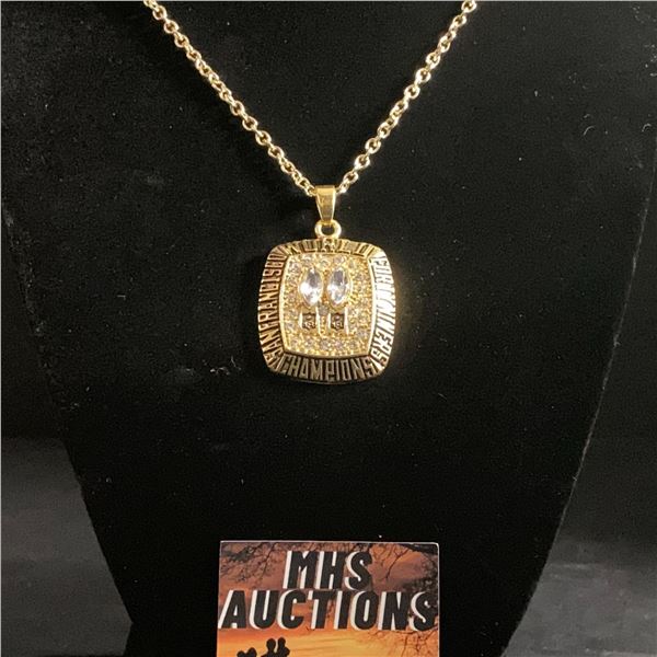 SAN FRANSISCO 49ERS N.F.L 1984 CHAMPIONSHIP NECKLACE (ref1174)