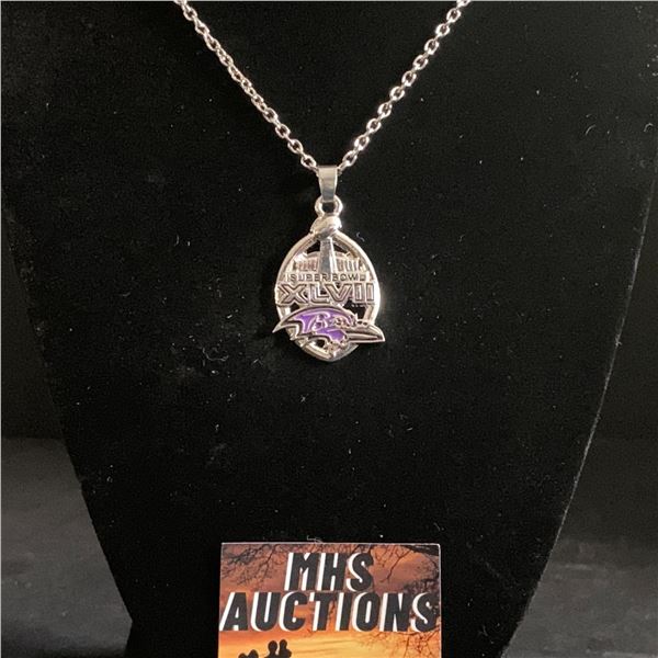 BALTIMORE RAVENS SUPER BOWL XLVII N.F.L CHAMPIONSHIP NECKLACE (ref1191)