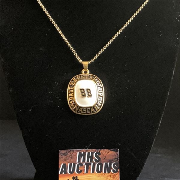 DALE EARNHARDT JR #88 CHAMPIONSHIP NECKLACE (ref1206)