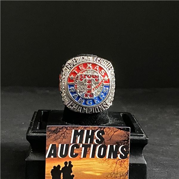 TEXAS RANGERS M.L.B 2011 "KINSLER" CHAMPIONSHIP RELICA RING (ref407)