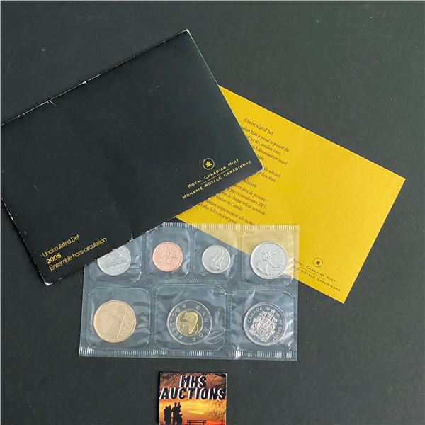 UNCIRCULATED CANADIAN ROYAL MINT COIN SET 2005