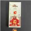 Image 1 : CALGARY FLAMES STAR HANGER SMALL RED JERSEY (ref5212)