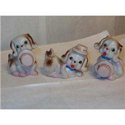 1957 SET OF THREE DOGS WITH HATS FIGURINE MADE #1810186