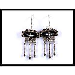 Lovely 9K Yellow Gold Dangling Onyx Earrings #1845564