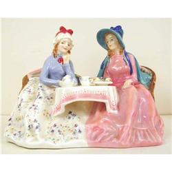 ROYAL DOULTON FIGURINE - AFTERNOON TEA #1845875