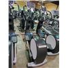 Image 2 : PRECOR EFX CROSSRAMP COMMERCIAL SELF POWERED ELLIPTICAL CROSS TRAINER WITH USB PORT AND DISPLAY