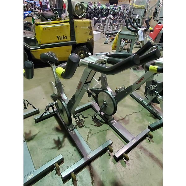 KEISER M3 COMMERCIAL SELF POWERED SPIN BIKE WITH ADJUSTABLE SEAT AND HANDLE