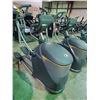 Image 3 : OCTANE FITNESS PRO 4700 COMMERCIAL SELF POWERED ELLIPTICAL WITH SMART STRIDE AND DISPLAY