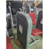 Image 2 : LIFE FITNESS COMMERCIAL VARIABLE WEIGHT AB CRUNCH MACHINE