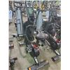 Image 2 : SCHWINN AIRDYNE PRO COMMERCIAL SELF POWERED UPRIGHT CYCLE WITH DISPLAY