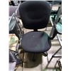 Image 2 : 2 BLACK MOBILE ADJUSTABLE OFFICE CHAIRS AND 1 GRAY PEDESTAL BAR HEIGHT STOOL