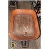 Image 2 : ESTATE WHEEL BARROW