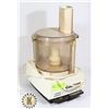 Image 1 : CUISINART FOOD PROCESSOR