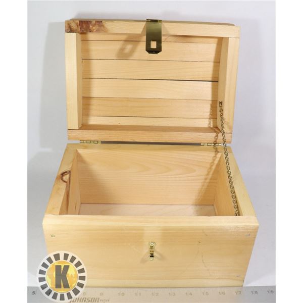 HAND MADE DECORATIVE BOX