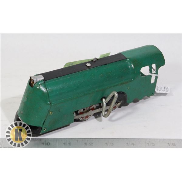 VINTAGE WAR WINDUP TOY TRAIN GREEN