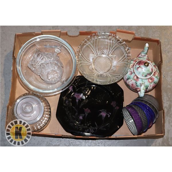 BOX OF SIGNATURE KITCHEN GLASS WEARS