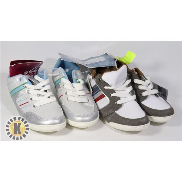 SHOES KIDS 2 PAIR OF SHOES SIZE 33