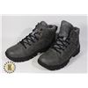 Image 1 : WINTER BOOTS  MEN'S APPROX. SIZE 9-10