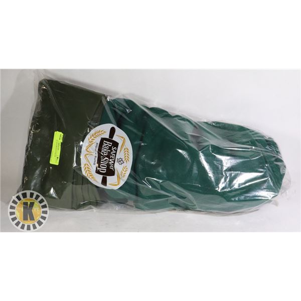 BUNDLE OF ASSORTED COLOR FABRIC