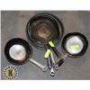 Image 1 : PAIR OF 8 FRYING PANS